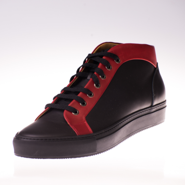 Herrensneaker schwarz/rot